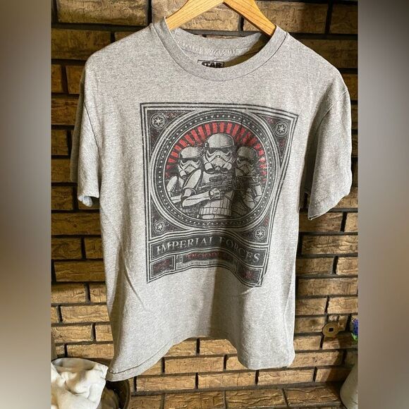 Star Wars graphic t - Picture 1 of 5